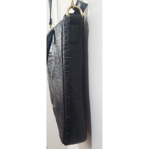 Badgley Mischka Debossed Handle Bag - Picture 9 of 16